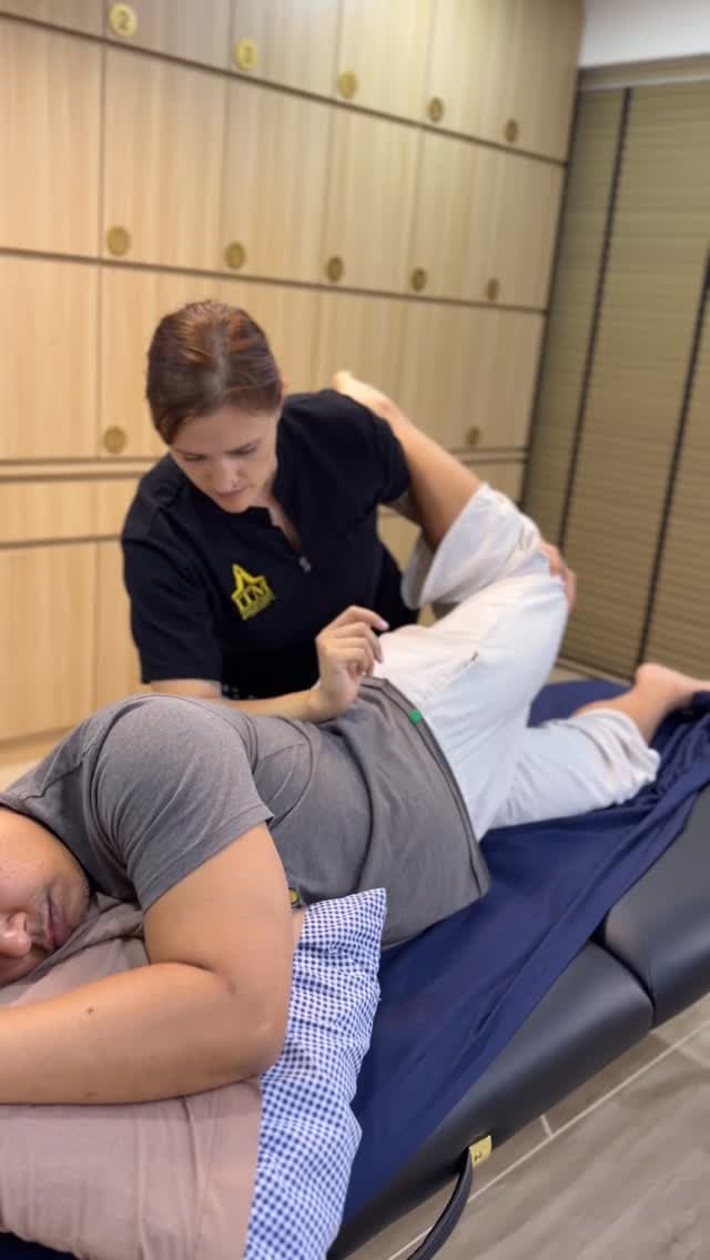 Mes révisions du massage thaï commenceront dès qu’il ne fera plus +30 degrés dans mon appartement 😬